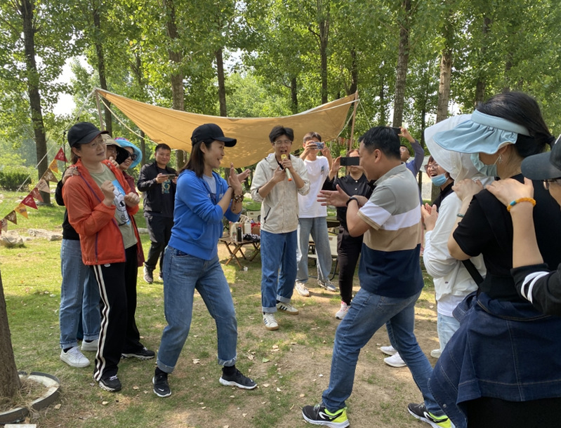 团结奋斗砥砺前行 ——江苏师大附中小学必一运动官网部组织团建活动(图1)